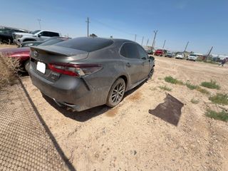 2024 Toyota Camry SE - Exterior Rear Right Corner Image